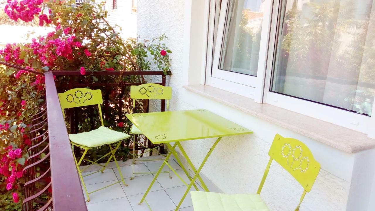 Apartmani Komunela Umag Exterior foto